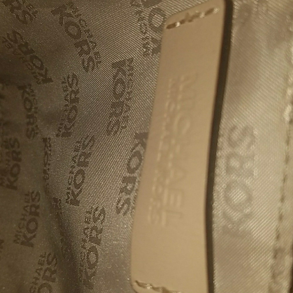 Bag - Picture 2 of 6